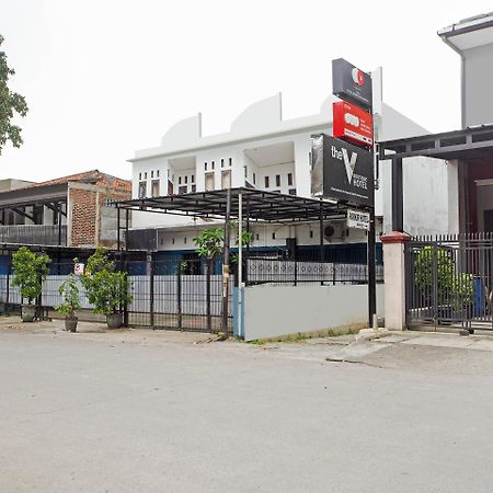 Reddoorz @ Hotel Arimbi Dewi Sartika Baru Μπαντούνγκ Εξωτερικό φωτογραφία